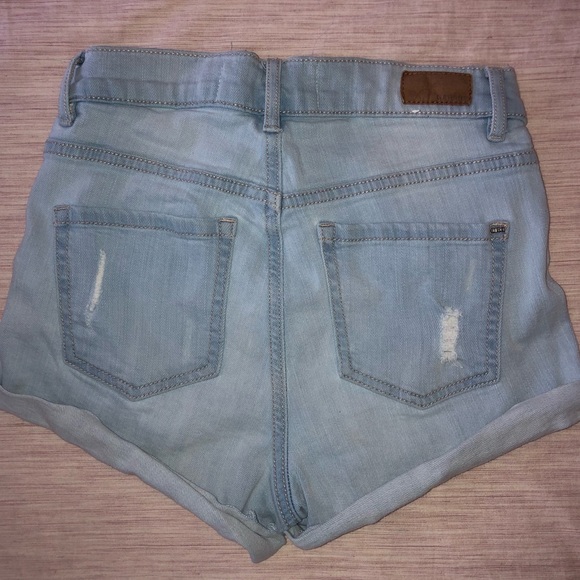 Garage Light Wash Jean Shorts - Picture 2 of 3